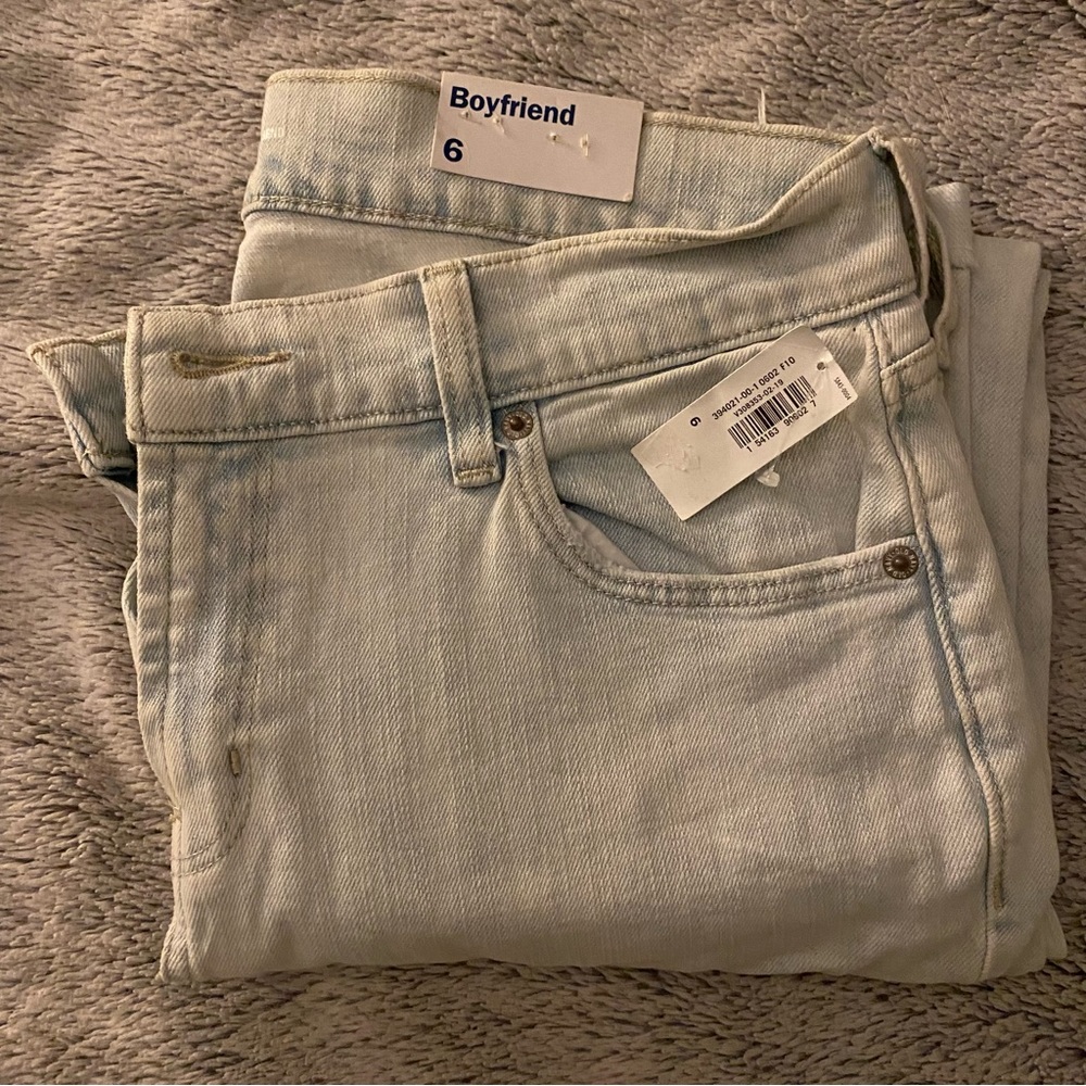 NEW Old Navy Boyfriend Jeans